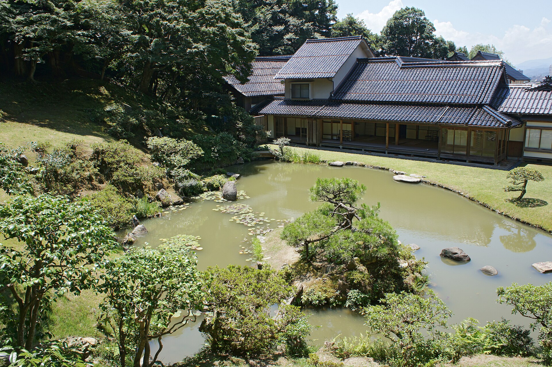 観音院の書院と庭園